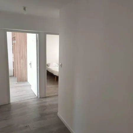 Apartment Venise - Maison Avec Exterieur A Reims
